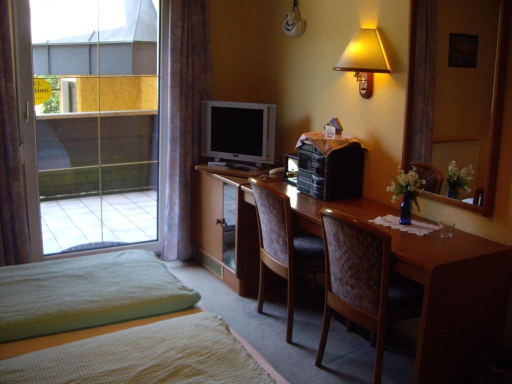 Hotel-Pension Stadlhuber Kremsmünster Zimmer foto